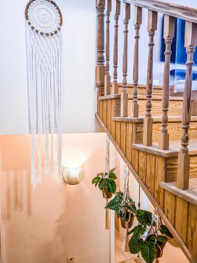 Oceanview Boutique House, 125 Sqm, Parking, Sunset Rooftop アデヘ エクステリア 写真