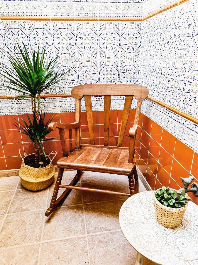 Oceanview Boutique House, 125 Sqm, Parking, Sunset Rooftop アデヘ エクステリア 写真